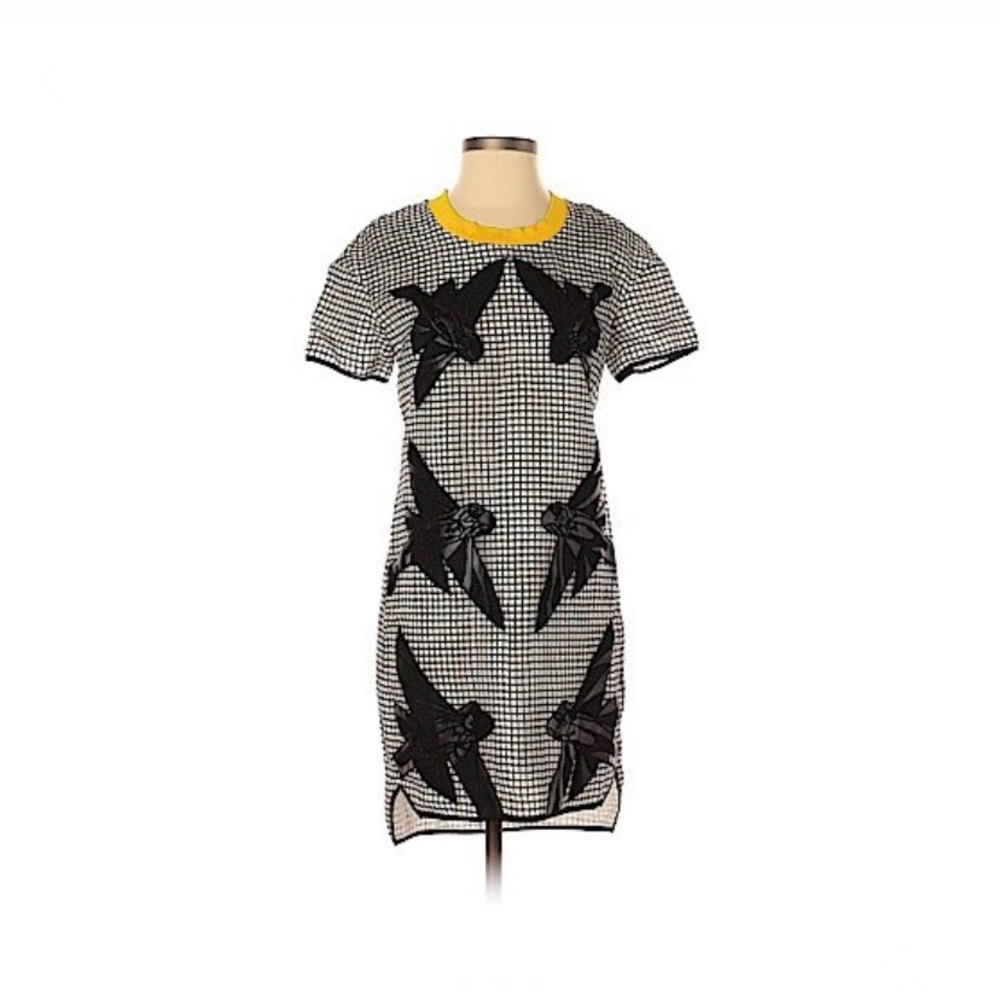 Sachin + Babi short dress. Like new (only worn once). Size 2.